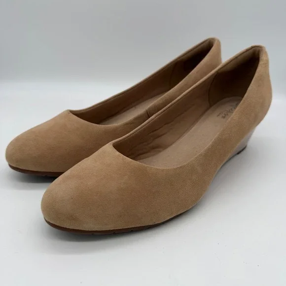 Clarks Collection Womens Adriel Viola Tan Suede Wedge Pumps 10M 261471254075