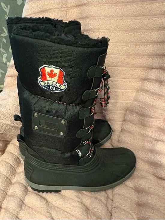 Pajar Black Winter Lace-Up Snow Boots with Red Accents