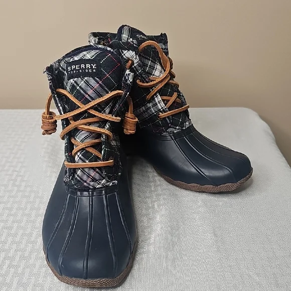 Sperry‎ Women's Plaid Duck Boots - Navy and Tan