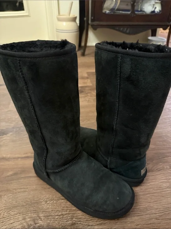 UGG Black Tall Suede Winter Boots with Shearling Size 7