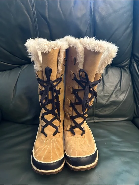 Sorel Women's Tan Lace-Up Faux Fur Winter Boots