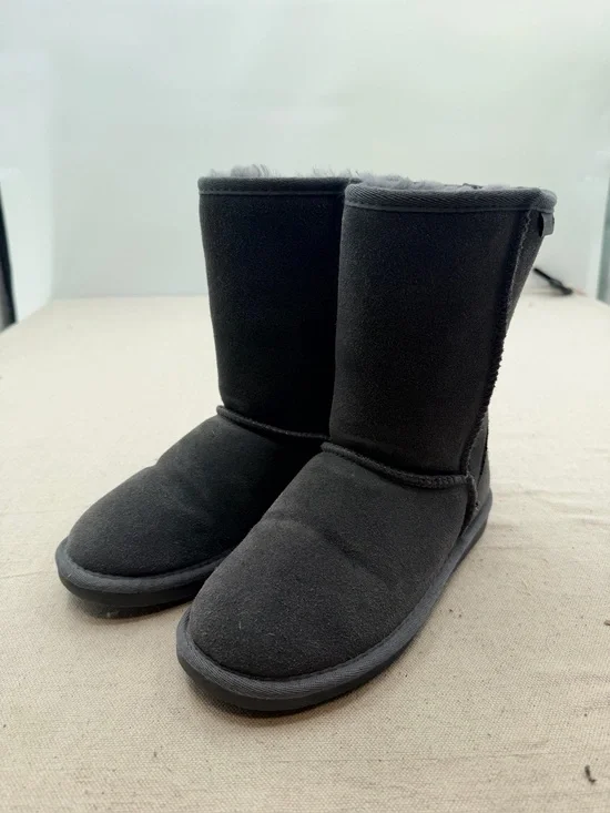 Minnetonka Grey Suede-Look Plush Lined Winter Boots
