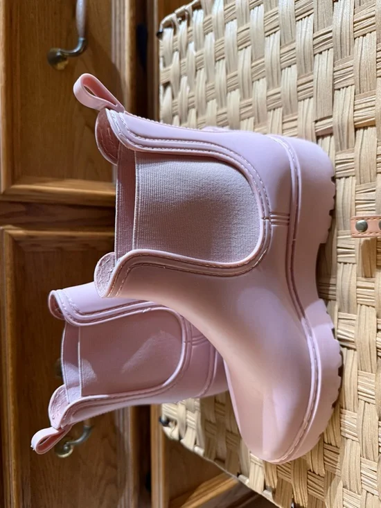 Dolce Vita Pink Chelsea Rain Booties