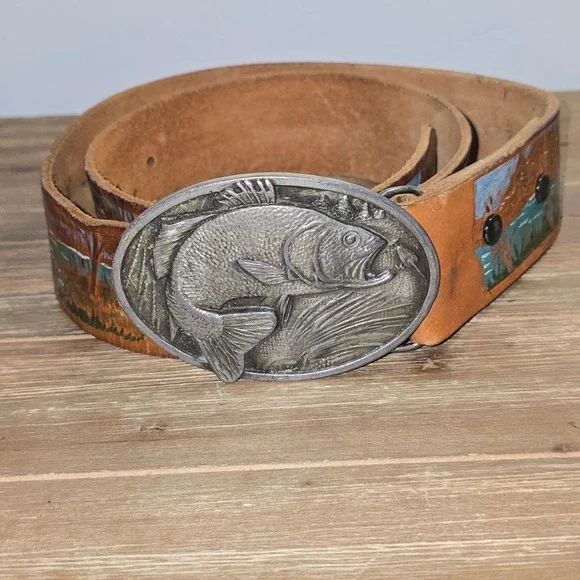 Vintage 1977 Bergamot Brass Works Bass Fishing Belt Hand Painted Leather USA