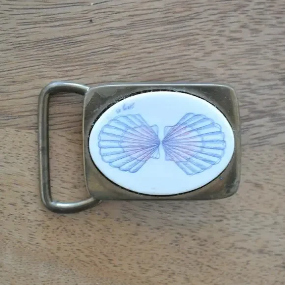 Vintage Basic Tool Supply BTS Brass Belt Buckle Seashell