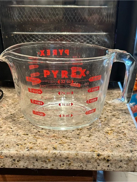 Vintage PYREX 4-Cup 1-Quart 1 Liter Red Lettering Glass Measuring Cup USA 532
