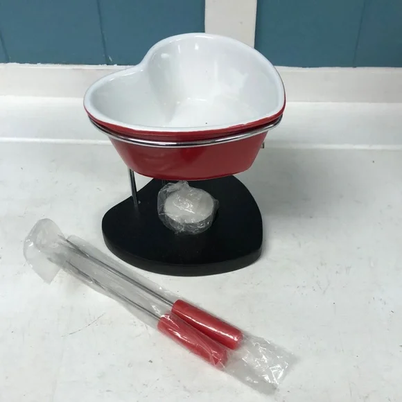 Small red heart mini‎ fondue set