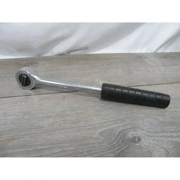 Powr-Kraft 4360 3/4 Drive Ratchet Wrench 12 in Black Grip Steel Hand Tool