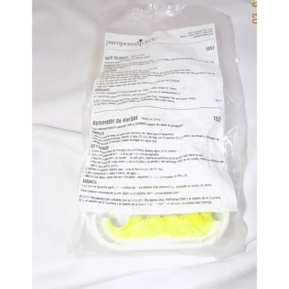 Pampered Chef Herb Stripper #1552 – New in the Package