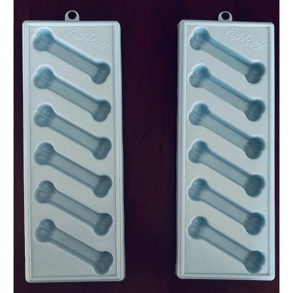 Pup-i-cool Ice Cube Treat Trays Plastic 2-Pack Blue Excellent Pet Bone Shape
