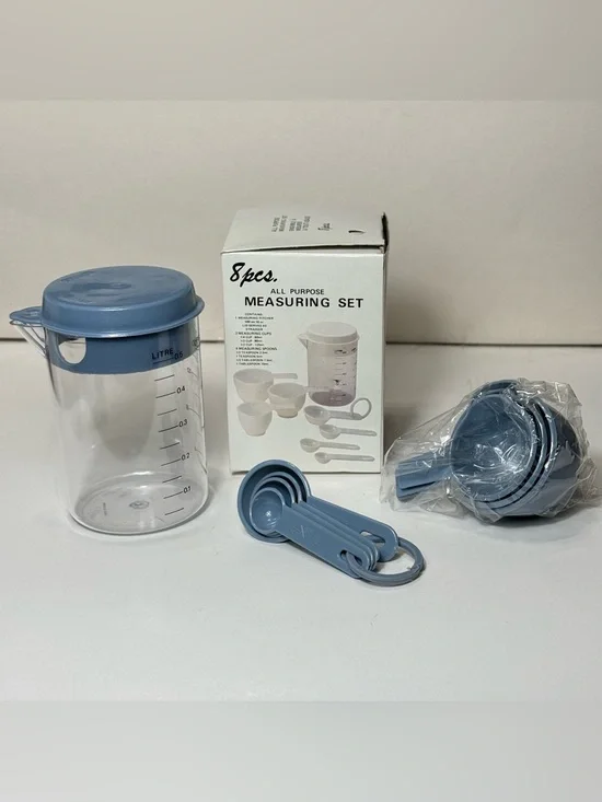 Vintage 8 Piece Plastic Measuring Cup Measuring Spoon Pitcher Set New Old Stock