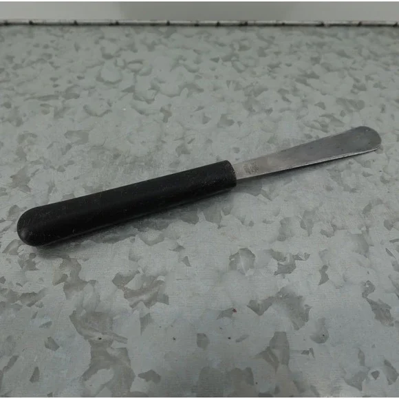 Pampered Chef Retired Avacado‎ Knife Black Handle Kitchen Tool