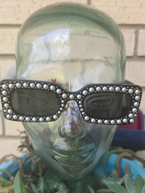 Gucci Black Sunglasses with Pearl Trim Unsex