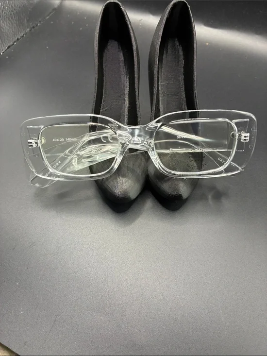 Clear Rectangle Women’s Fashion Eyeglasses - Transparent Frame