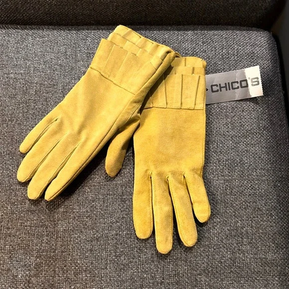 NWT‎ Chicos Old Money Womens Suede Leather Gloves Green Size Small Artsy Boho