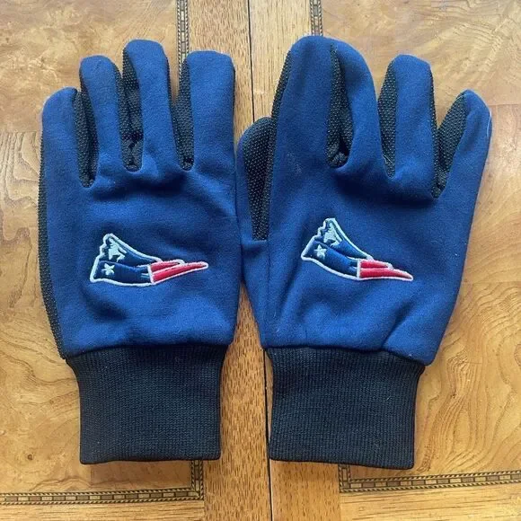 Patriot NFL Gloves!!