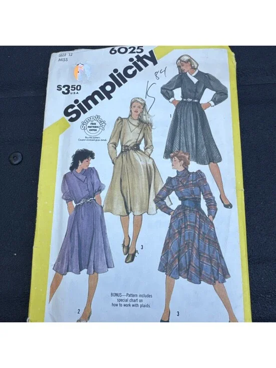 Simplicity 6025 Size 12 Misses' Jumper Dress in Two Lengths Uncut