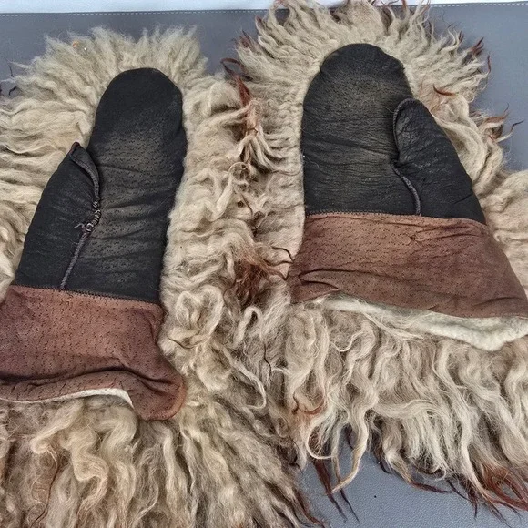 Vintage Shaggy Long Hair Sheepskin Leather Winter/Trapper Mittens Brown Tan Fur