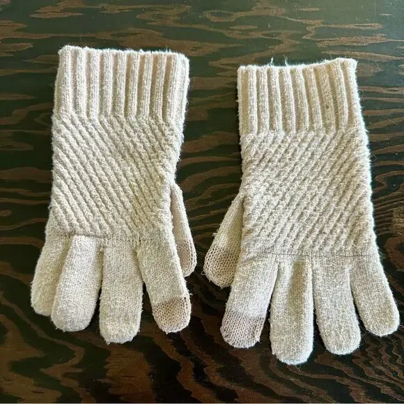 Cozy Cream Knit Gloves (138)