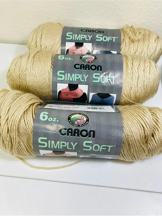 2 NEW + Leftovers 455g total Caron Simply Soft color Bone 9703 100% Acrylic