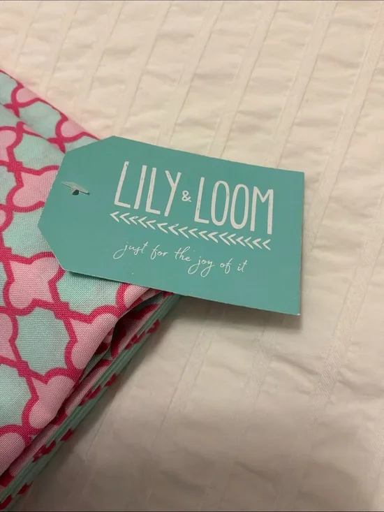 Lily & Loom Cotton Fabric - Girls Trip