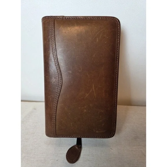 Daytimer Brown Leather Day Planner Zip Up 8x5