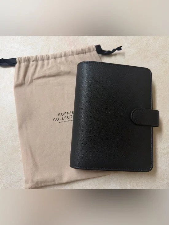 A6 Balckout Binder