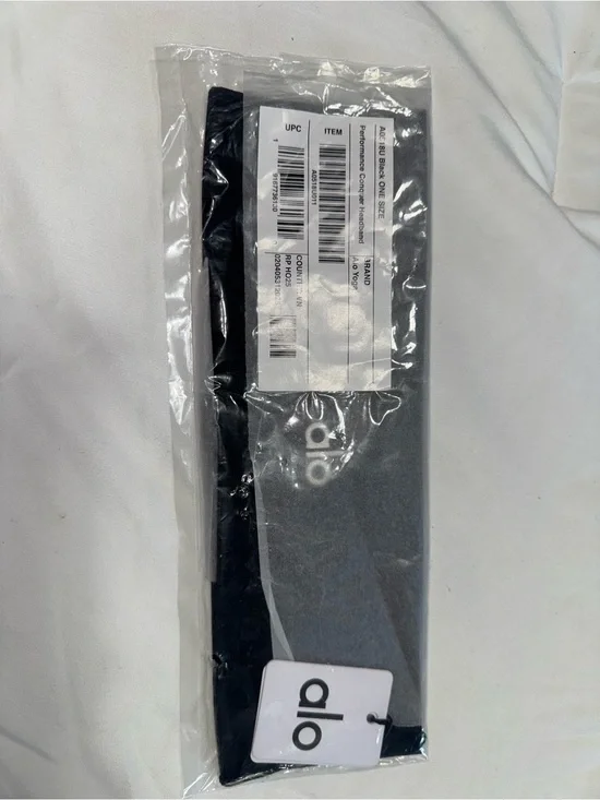 ALO Yoga Black Performance Conquer Headband