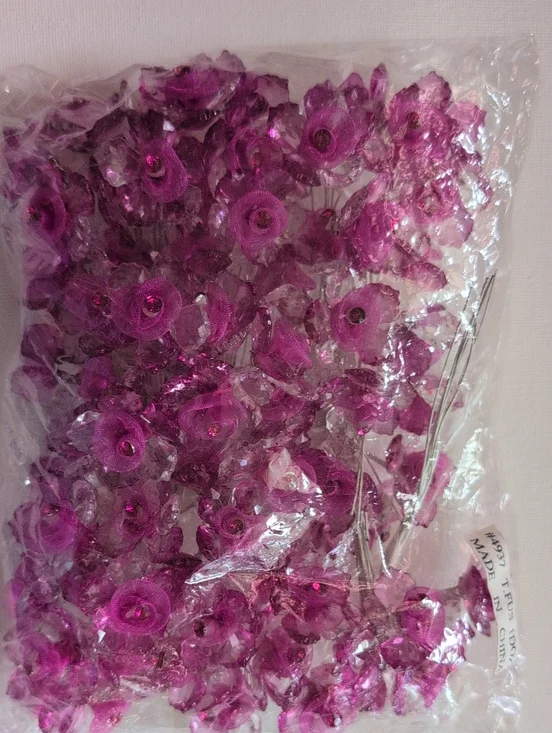 72 Pieces Fuchsia Acrylic And Organza Flowers