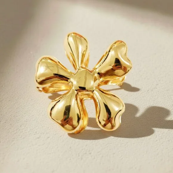 Gold Plated Alloy Flower Hair Claw Clip Chic Minimalist Metal Barrette
