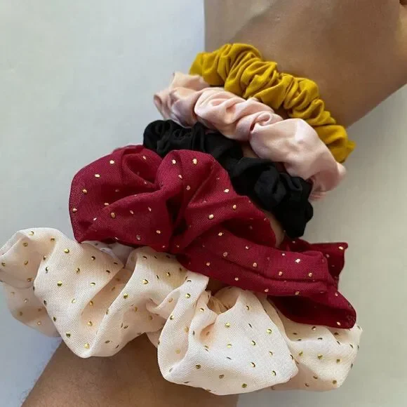 Set of 5 Scrunchies - Burgundy Pink Polka Dot