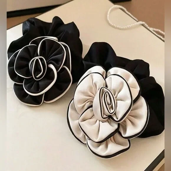 NEW 1pc Designer-Style Classic Camellia Bow Hair Band Scrunchie
