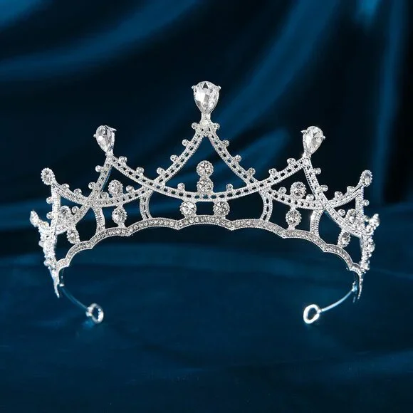 Tiaras and Crowns for Women