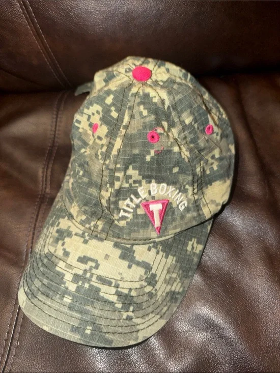 Women’s title boxing gym Camouflage Cap with Pink Accents