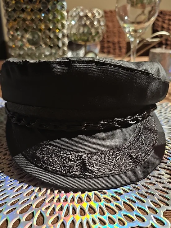Black Brixton-Style Chain Detail Women's Cap made in Greece - 100% Cotton
