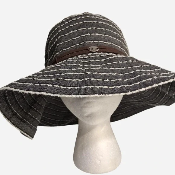 REI gray with white horizontal stripes bucket hat coquette comfy beach hat
