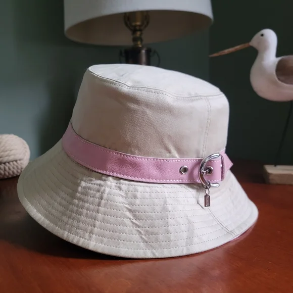 Coach Soho Y2K Bucket Hat Khaki Canvas Pink Leather M/L