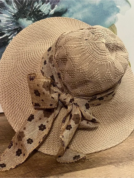 Women’s Wide Brim Sun Hat with Floral Bow - Beige