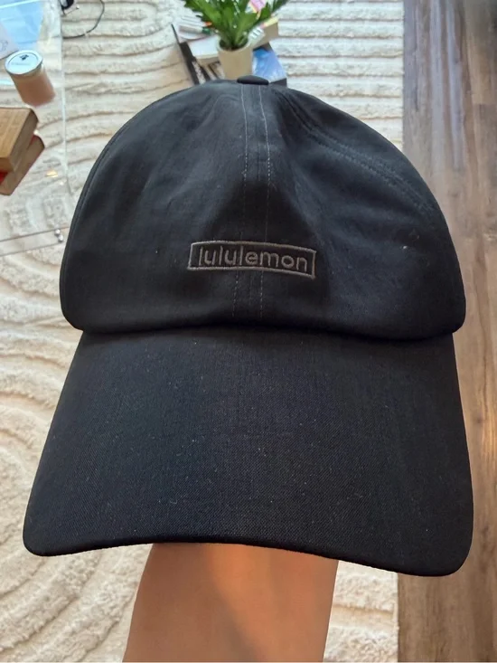 lululemon athletica Black Women’s Logo Baseball Cap