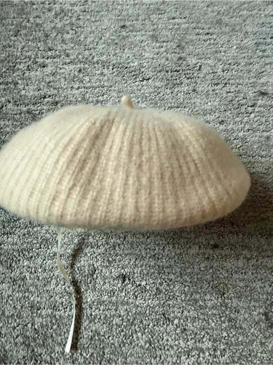 Cream Beret Hat - Women's Soft Knit Beret