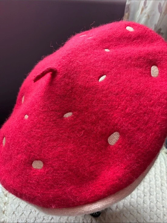 MUSHROOM CAP BERET!!