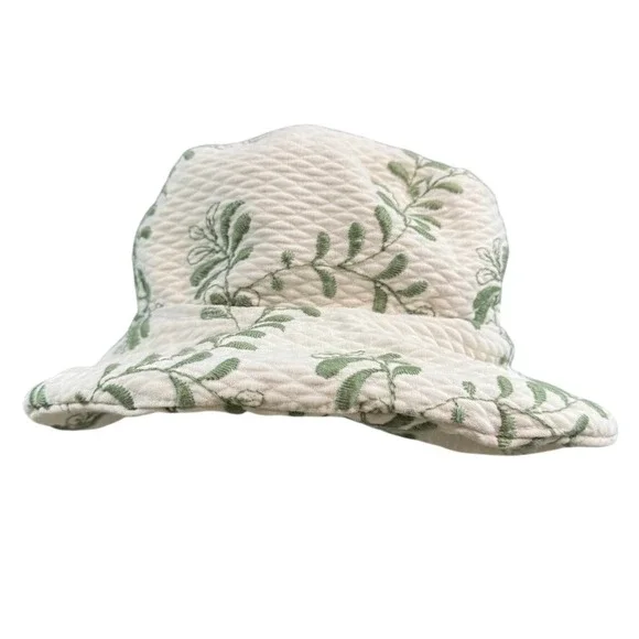 Quilted Botanical Embroidery Bucket Hat Cream Green Floral Vine Cottagecore
