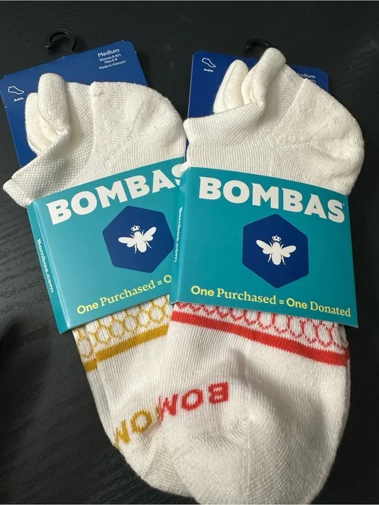 Bombas Women’s White Ankle Socks with Red & Yellow Accents