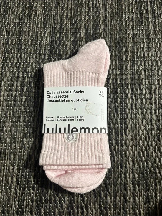 Lululemon Daily Essential Socks Blissful Pink Size XL