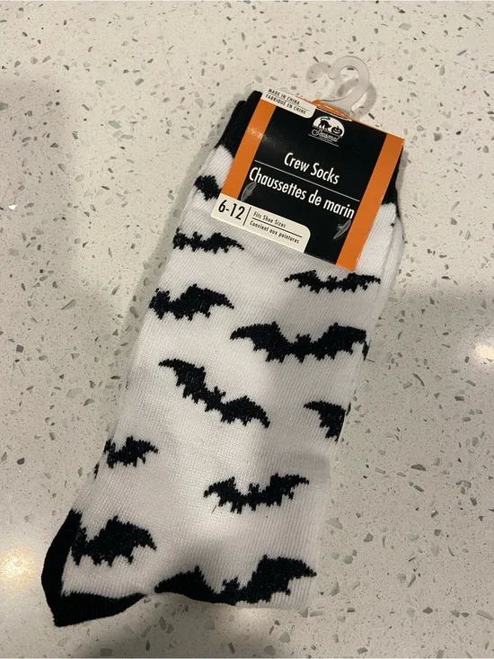 🔆Free with any purchase 🔆 Crew Socks with Bats