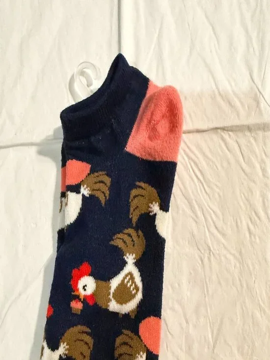 NWT - Adorable chicken print ankle socks