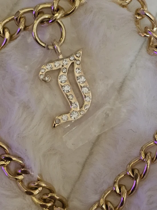 Juicy Couture White Heart Crossbody Bag with Gold Chain