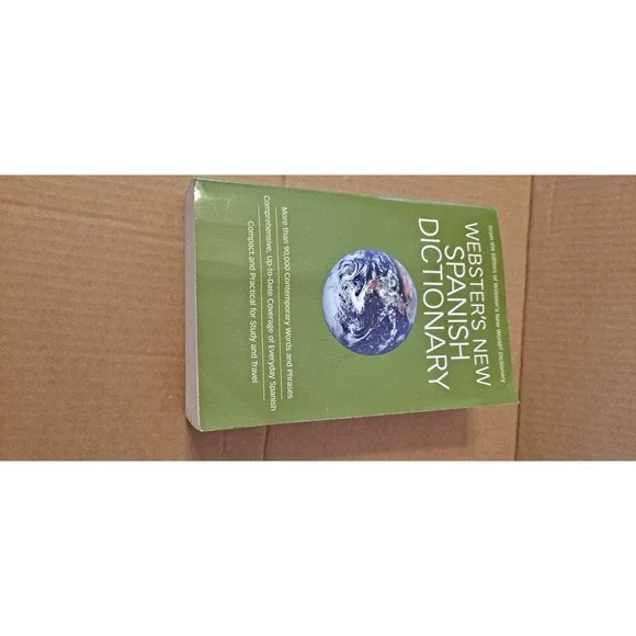 Webster's New‎ Spanish Dictionary 2010