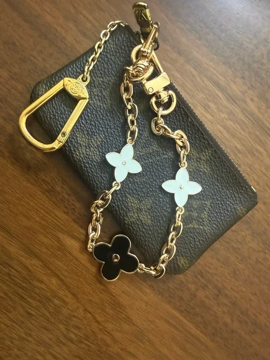 Louis Vuitton Monogram Key pouch with Gold Hardware +free unbranded charm