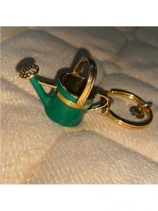 J. Crew RARE Flower Watering Can Keychain Green Gold Color‎